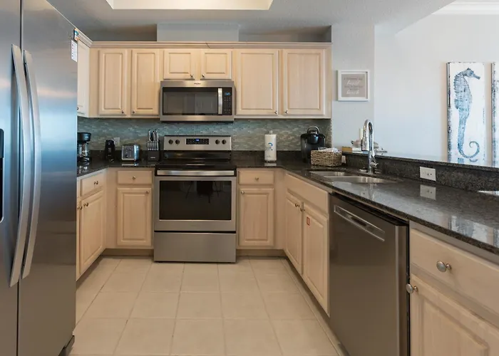 Holiday home Crystal Shores West 204