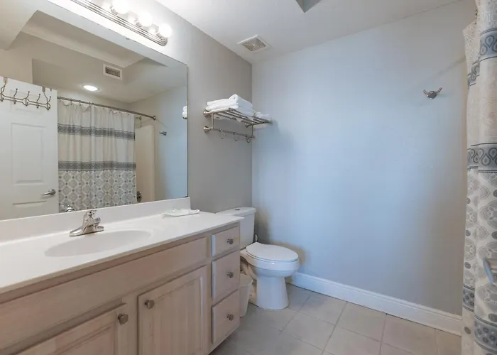 Crystal Shores West 204 Holiday home